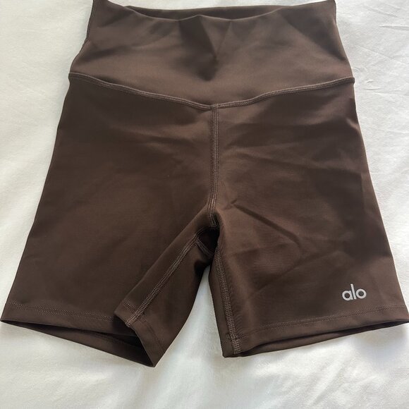 Alo Shorts Size Small Brown - Picture 1 of 1